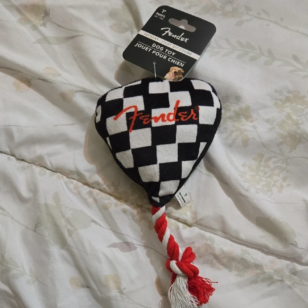 Tug-Of-War Heart Shaped Plushy Toy For Your Dog
